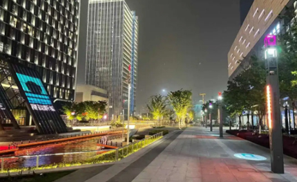 自在蘇州 華燈如晝 | 華體科技5G文化智慧庭院燈，真靚！